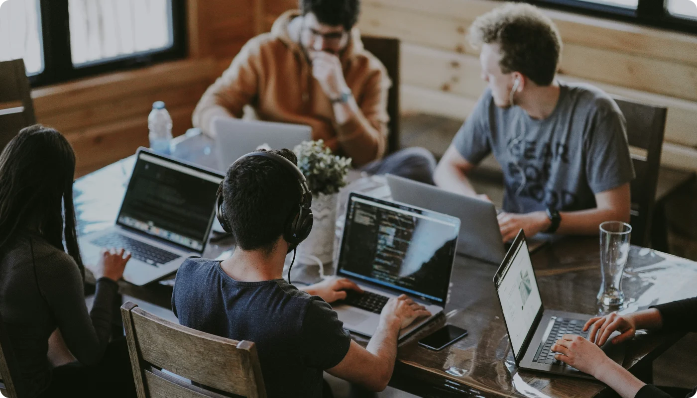 Kontra Growth Marketinq Agentliyi komandası